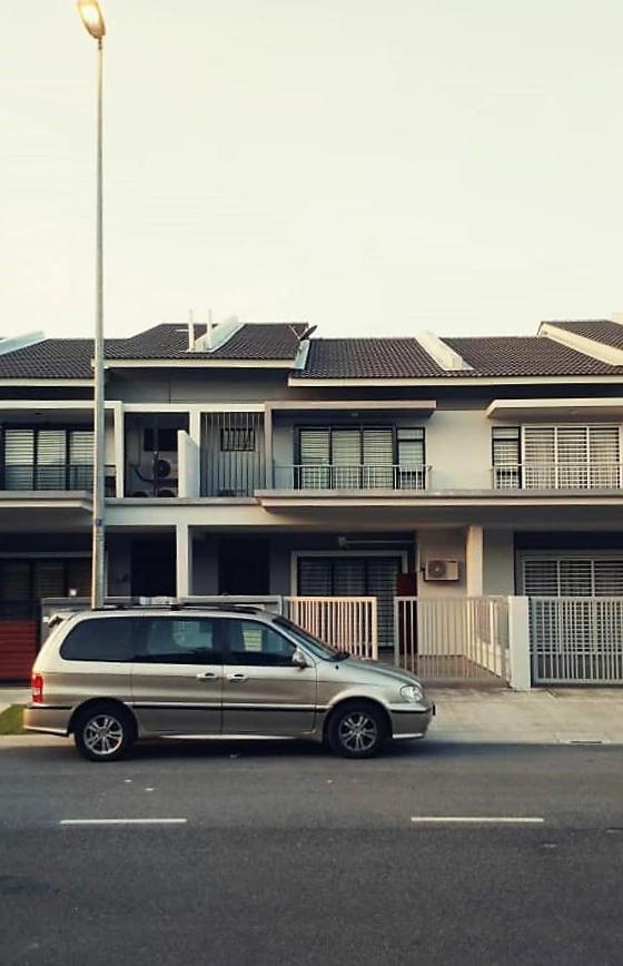Sr Home-Stay @ Klia Куала-Лумпур Экстерьер фото